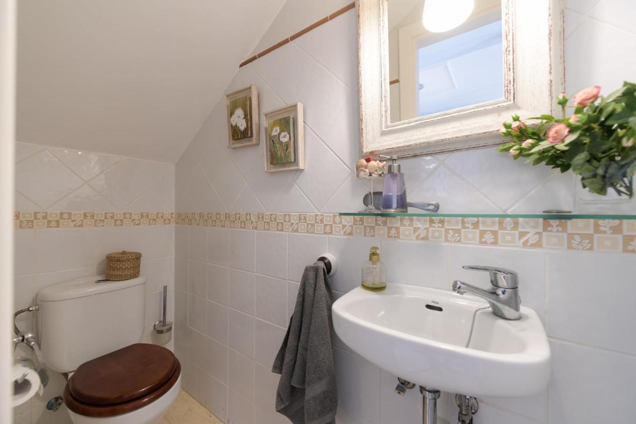 House With Cozy Garden Bbq And Free Parking Villa Santa Brigida  Bagian luar foto